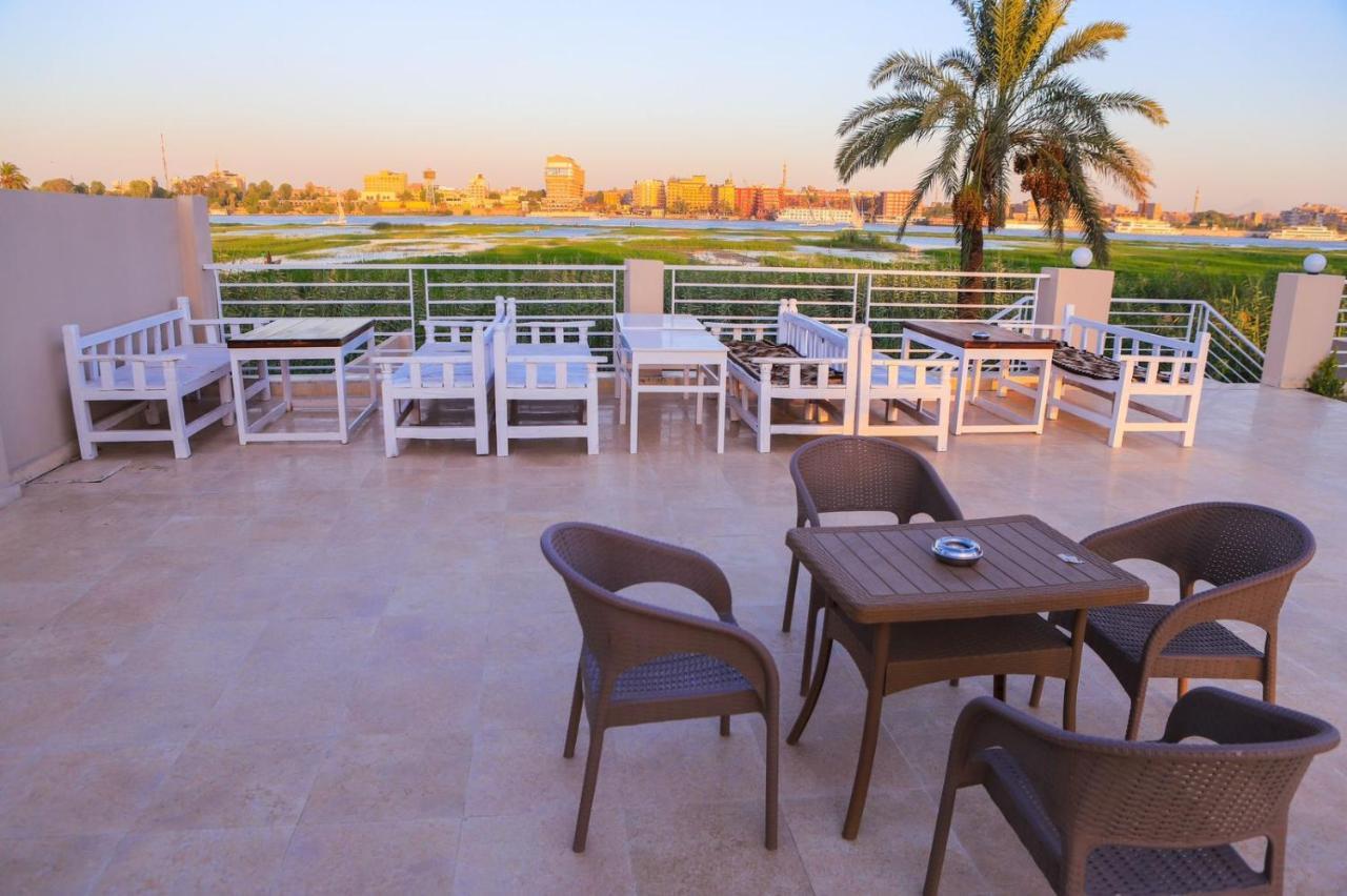 Royal Nile Villa - Pool View Apartment 1 Луксор Экстерьер фото