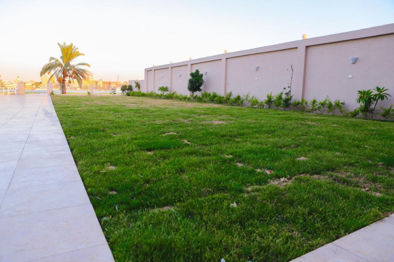 Royal Nile Villa - Pool View Apartment 1 Луксор Экстерьер фото