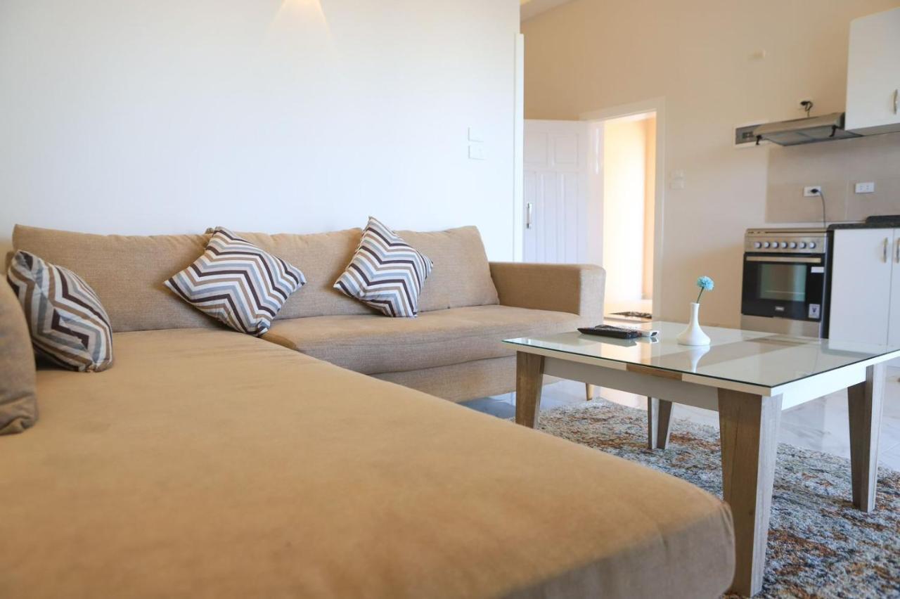Royal Nile Villa - Pool View Apartment 1 Луксор Экстерьер фото