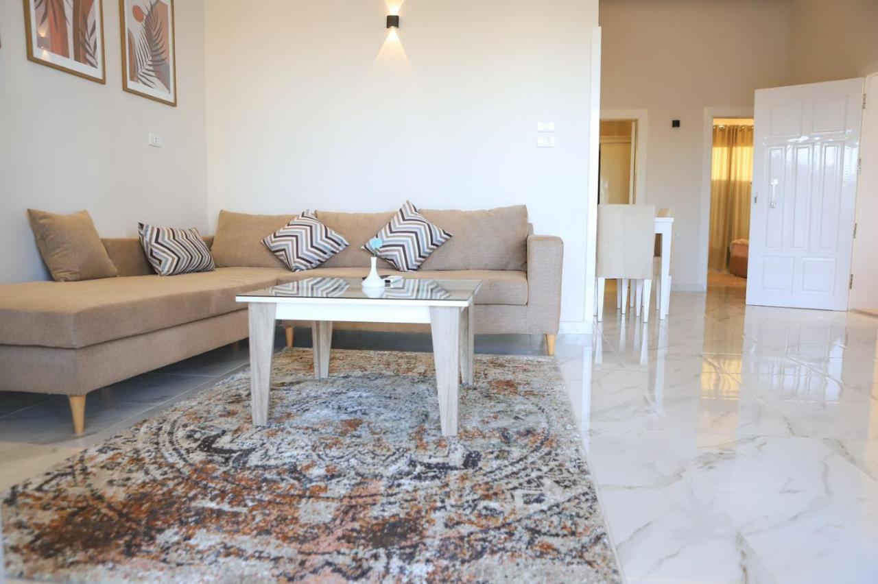 Royal Nile Villa - Pool View Apartment 1 Луксор Экстерьер фото