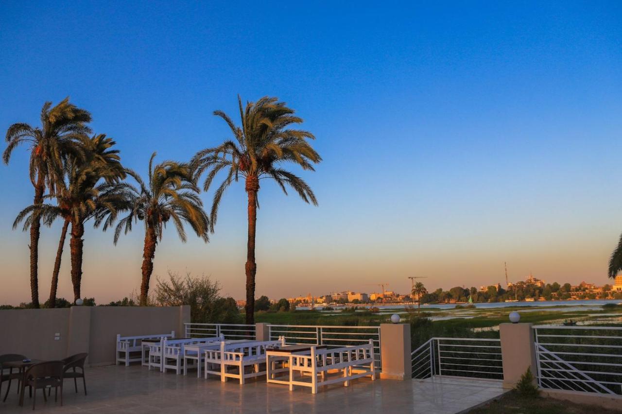 Royal Nile Villa - Pool View Apartment 1 Луксор Экстерьер фото