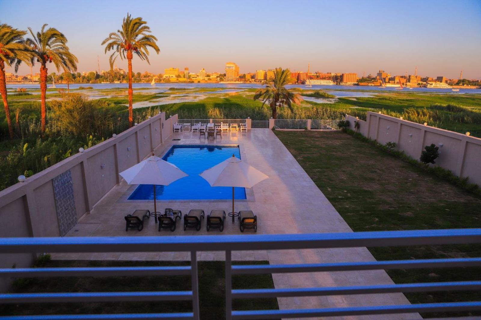 Royal Nile Villa - Pool View Apartment 1 Луксор Экстерьер фото